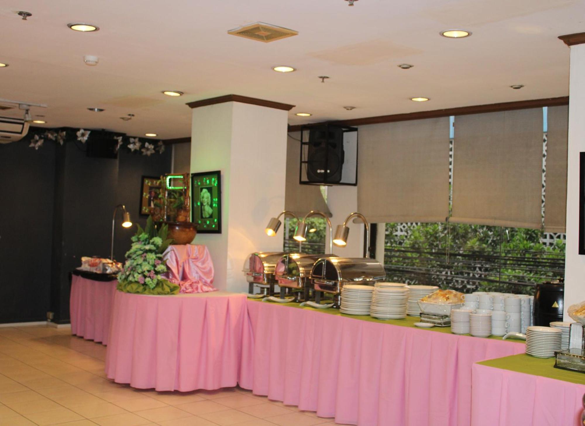 Rosas Garden Hotel Manila Esterno foto